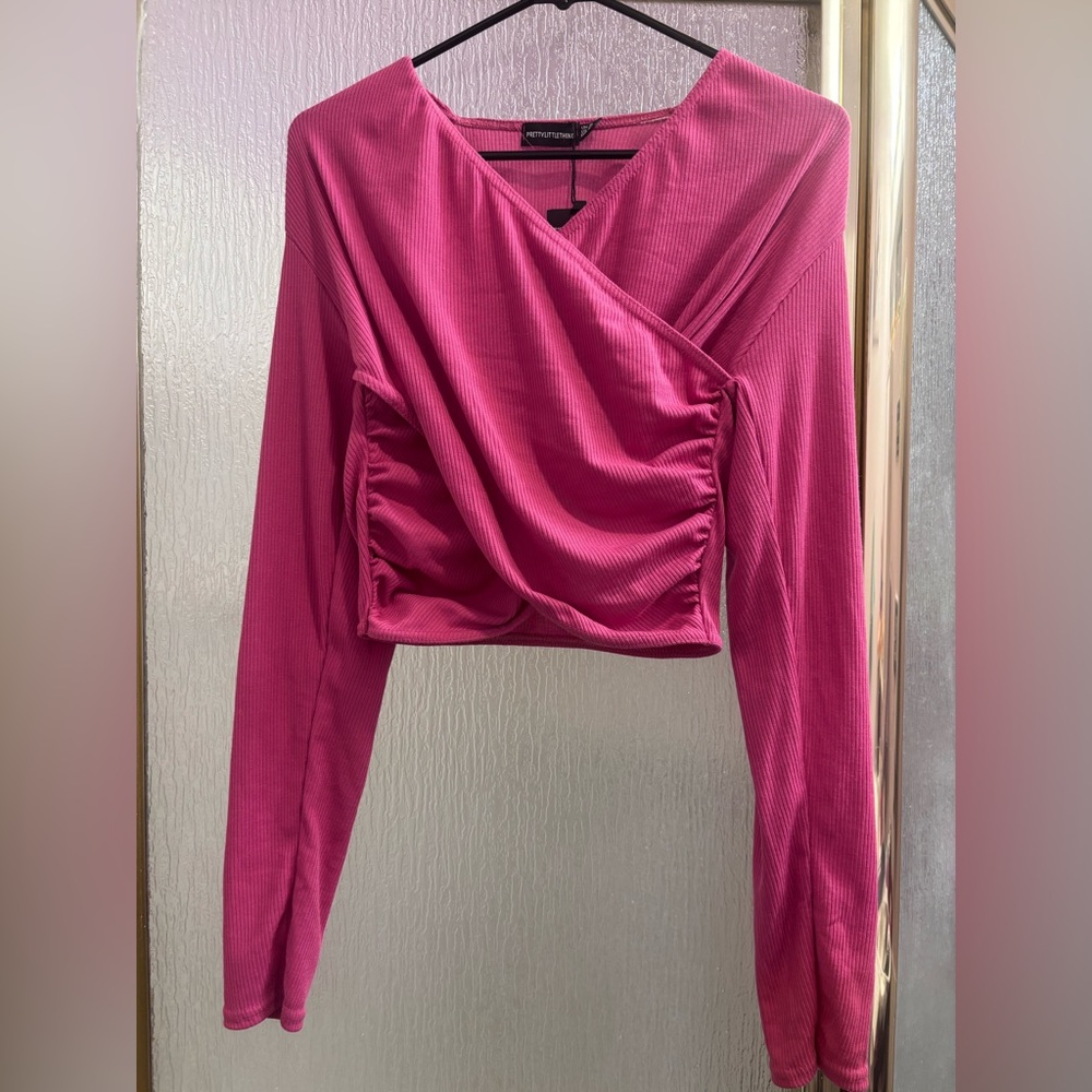 NWT PrettyLittleThing Pink Asymmetrical Cropped Wrap Blouse Size Jr.'s 10